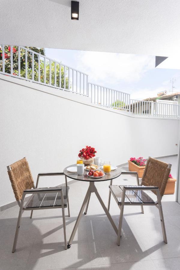 Notos Premium Holiday Apartments Pefkochori Exterior photo